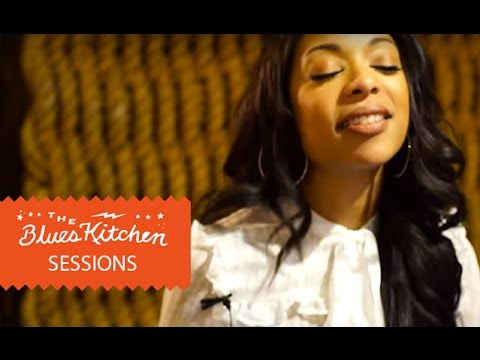 Acantha Lang - Voodoo Woman [The Blues Kitchen Sessions]