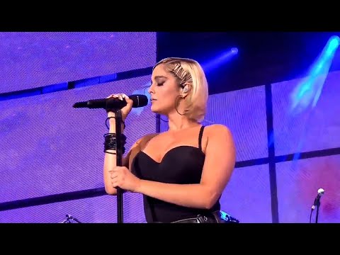 Bebe Rexha | Me, Myself & I (Live Performance) Lollapalooza