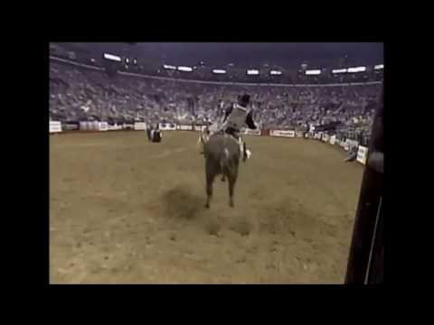 Scott Mendes vs Copperhead - 01 PBR St. Louis (87 pts)