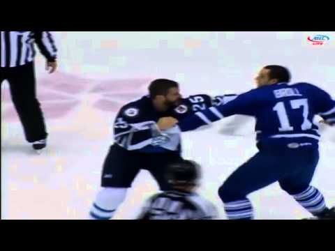 David Broll vs Blair Riley