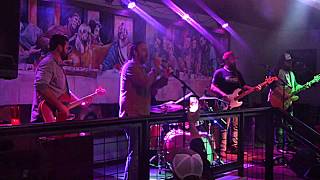 Chris Sartin and SoulShine Family Band feat. Pryor Baird - Keep Me Wondering