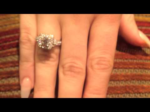 Cubic zirconia  engagement ring -pARA37