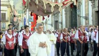 preview picture of video 'Carini (PA) - Processione Corpus Domini 14/06/2009 parte 1/5'