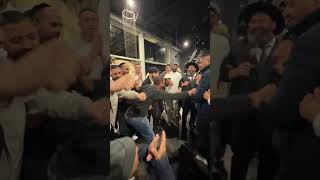 מוצ"ש עם הרב עמרמי (הרב אייל עמרמי) - התמונה מוצגת ישירות מתוך אתר האינטרנט יוטיוב. זכויות היוצרים בתמונה שייכות ליוצרה. קישור קרדיט למקור התוכן נמצא בתוך דף הסרטון