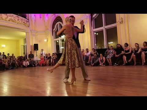 Eleonora Kalganova and Murat Erdemsel, La capilla blanca