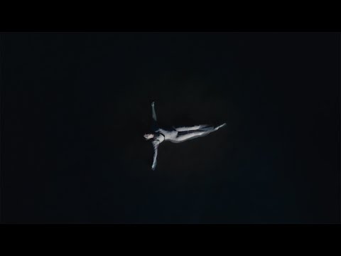 Noah Cyrus - I Saw The Mountains (Official Video)