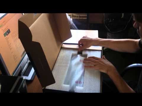 Samsung Series 3 300E Notebook PC Unboxing