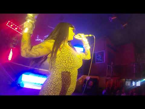 Perra Del Futuro  - Tomasa Del Real - Red Bull Music Festival Hasta Abajo