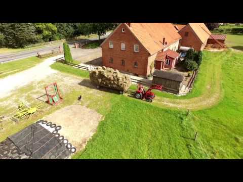 Heuernte mit Massey Ferguson und Claas