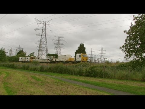 Deeside 9.7.14 - Network Rail MPV Overhead Line Train DR98009 DR98010 RARE Connahs Quay