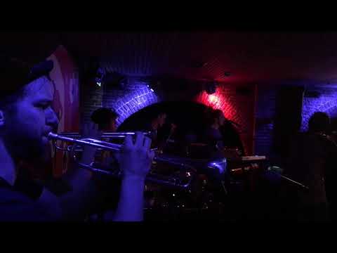 Destructive Penguins - song#3 - Live at Paradiso