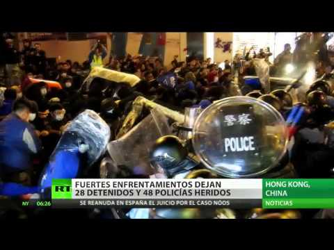 China: 48 policías heridos tras un enfrentamiento entre Policías y activistas en Hong Kong