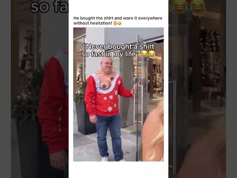 When your Christmas spirit is stronger than your fashion sense 😂🎄