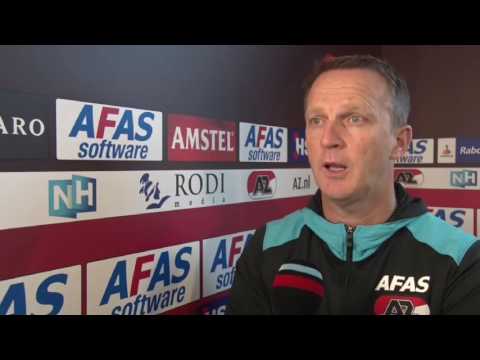 Van den Brom over PSV