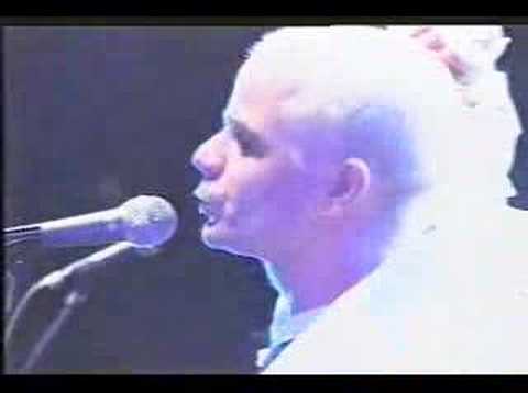 Sentimiento Muerto (EUS 31) - Nada Sigue Igual