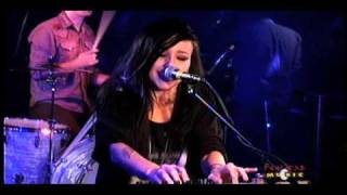 Lights - Ice - Live on Fearless Music