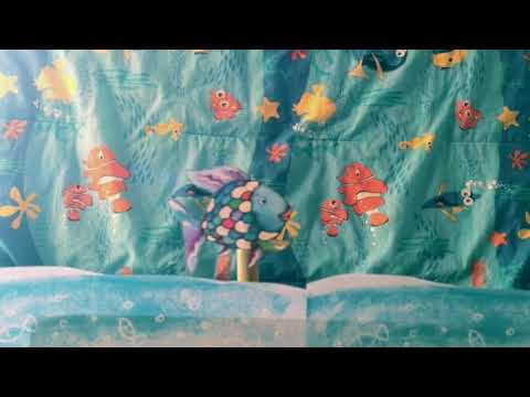 Petit poisson et grosse baleine