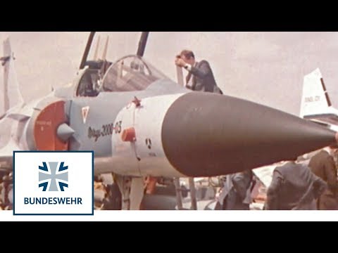 Classix | Militärisches Vorfliegen in Paris (1981) | Bundeswehr