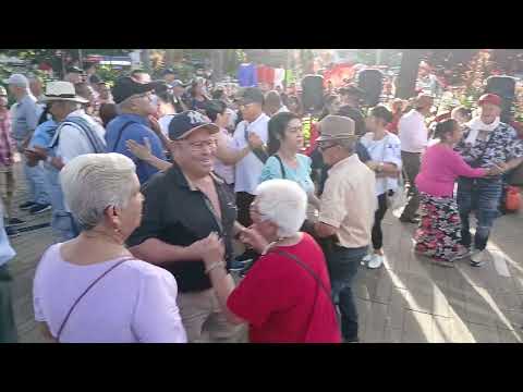 Los integrados parranderos. Don Justo Garro. Junio 8 2025.