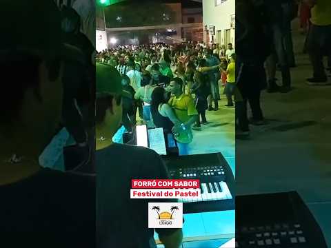 Festival do pastel anima o público com muito forró e sabor. #minasgerais #festival #musica #diversão