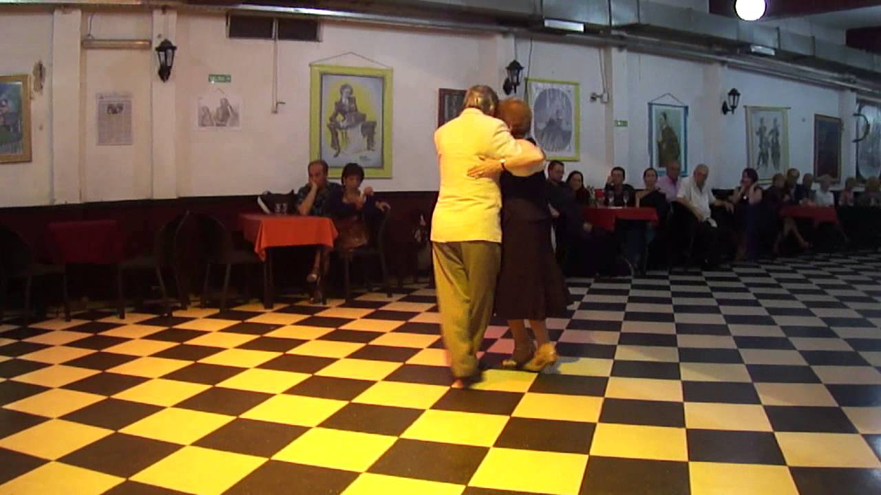 Sin Rumbo, la leyenda, hoy bailan Elvira y Osvaldo Agudio -2