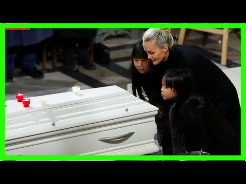 Hommage à johnny hallyday : les larmes de david, l’émotion de laeticia, les mots de line renaud