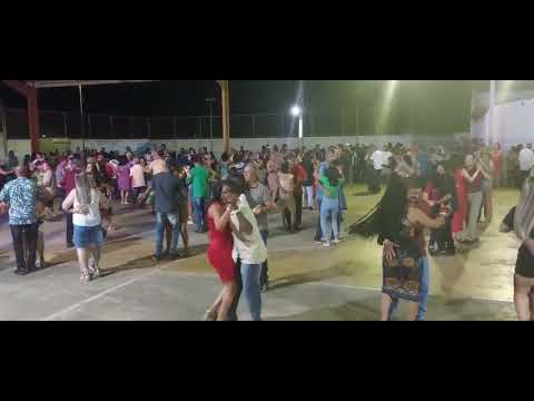 Vamos dança Forro #passossertanejos #Mamonas #roça #vidanaroça #minasgerais #vidareal  #mulherbonita