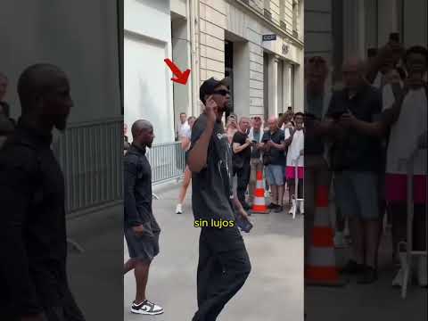 ¿Por qué Kevin Durant casi nunca les da sus zapatillas a los aficionados después de un partido?#nba