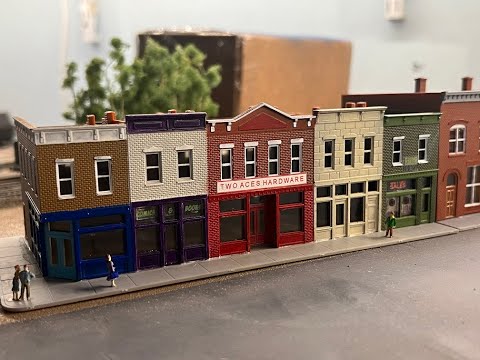 Construção/revisão da escala Walthers Merchant's Row 1 N