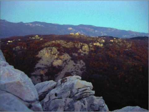 Oglas va butige Tatjana Saršon i Sandro Mihalić