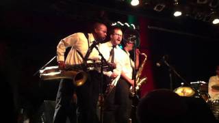 Black Joe Lewis & The Honeybears - Booty City