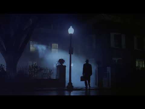 Father Merrin’s Arrival - The Exorcist (1973) w/ Mike Oldfield's Tubular Bells theme