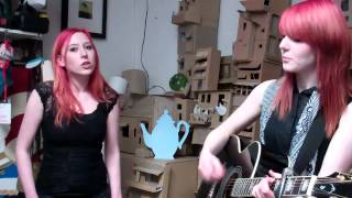 Laura and Claire - 'American English' (Addistock Sessions)