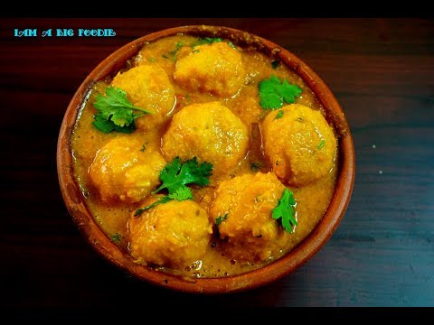 Colocasia tamarind curry Karunai kizhangu gravy for rice karunai kilangu puli kulambu