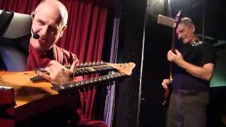 Area Trikanta Veena Suite-Arbeit Macht frei