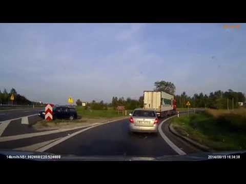 wjazd pod prąd na drodze ekspresowej S8 DK8 w Mszczonowie