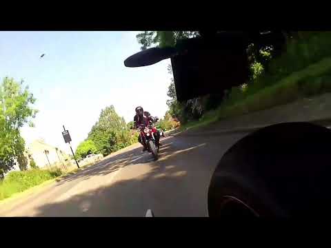 Triumph street triple RS vs Honda cb1000r