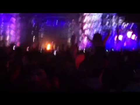 Knife party vs showtek- Internet cannonball