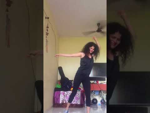 Kirti shukla Wild thoughts dance steps by Kirti shukla