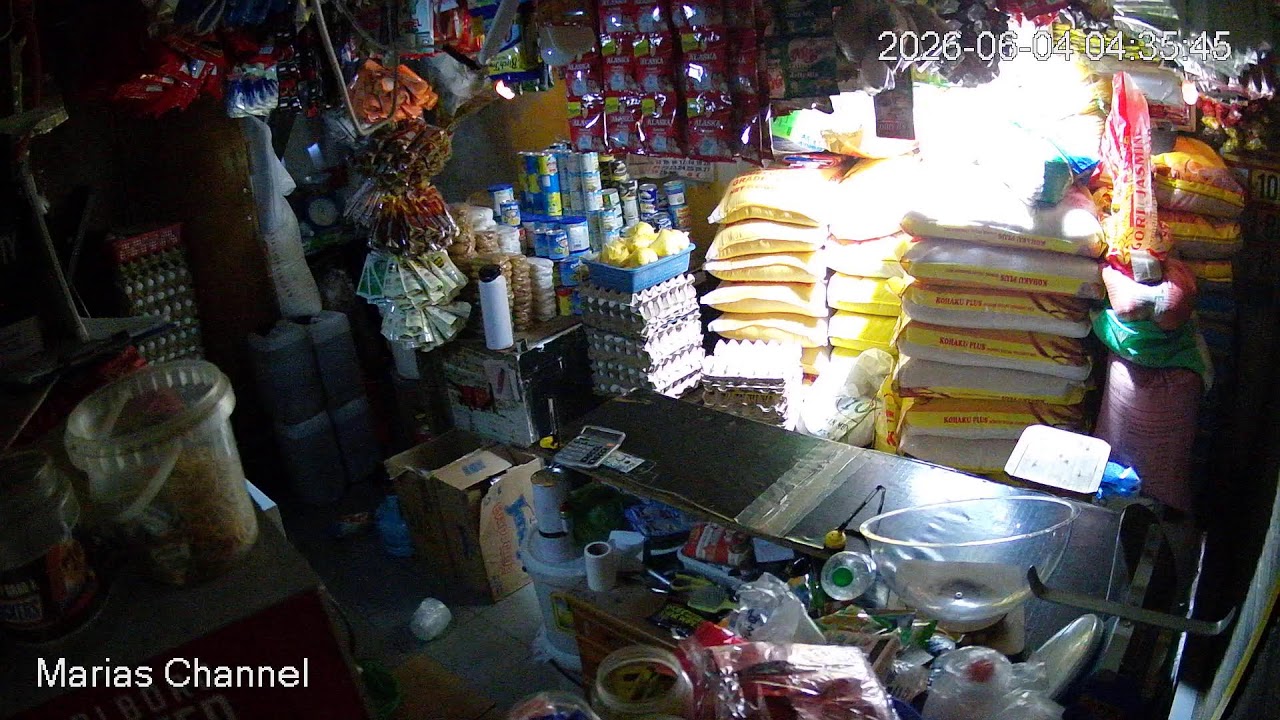 Live webcam view of Maria's Store at Agdao Public Market