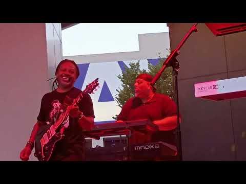 Jesse "JT Jazz" Thompson= 9 4 25=Vid 6=Live Levitt=  Band Introduction/It Doesnt Matter Groove