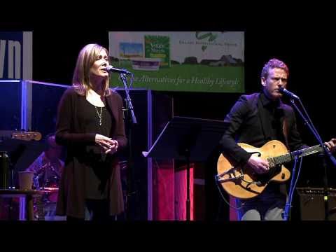 eTown webisode 66 - Teddy Thompson performs "Tell Me What You Want"