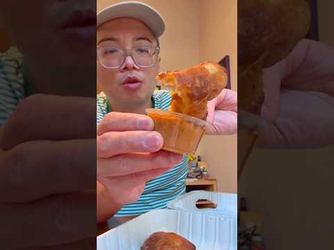 Thai samosa would’ve been better fresh but it was still good with the curry sauce! 🤤