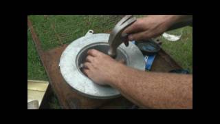 preview picture of video 'How to change Boat trailer Axle, Hubs and bearings'