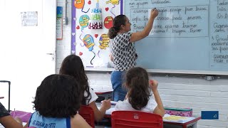 Projeto isenta professores do Imposto de Renda para salários até R$ 10 mil