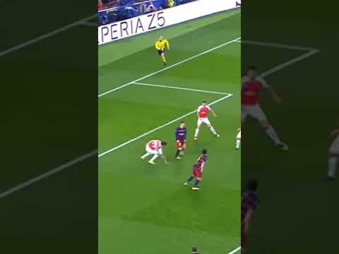 What a beauty🔥🤤 #football #love #suarez #championsleague #bessi #shorts