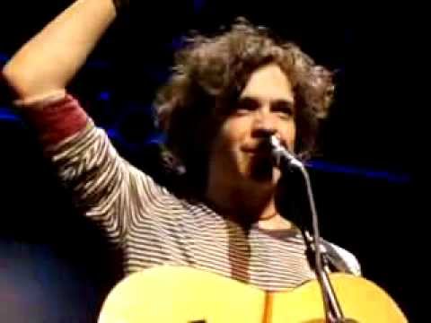 O último dia - Moska - Palco MPB - 07/10/13. (pedacinho)