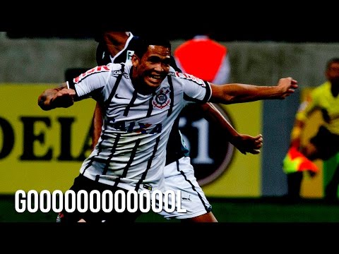 GOL DO CORINTHIANS! Luciano aproveita falha de Victor e faz 2x0 pro Tim�o