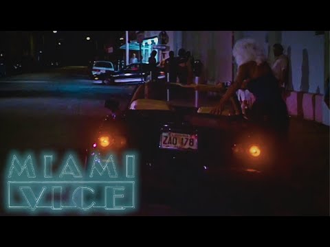 1985 Pontiac Firebird Trans Am Chase After Drug Rip-Off – Trudy Takes the Shot | Miami Vice