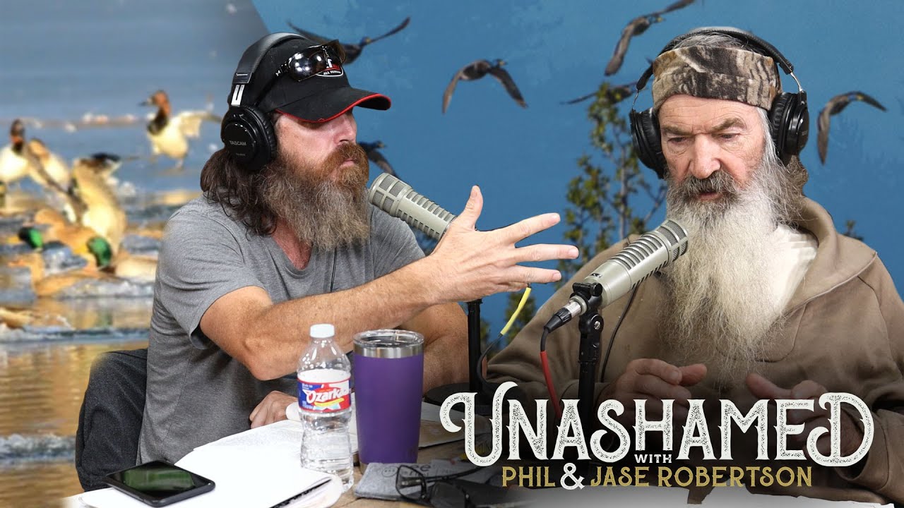 Ep 181 | How Phil and Jase Prep for Duck Season and Advice for a Family Who's New to Christianity